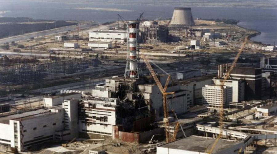 Hozir Chernobilda nima bo'lyapti?  Chernobil AES nima uchun va qachon portladi?  Chernobil AESdagi portlash oqibatlari.  Chernobil dahshatli turistik diqqatga sazovor joyga aylandi